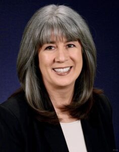 Suzanne Fuentes headshot